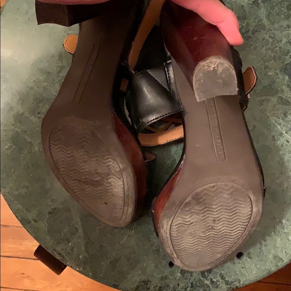 Tommy Hilfiger cutout platform strap block heels - Picture 6 of 13